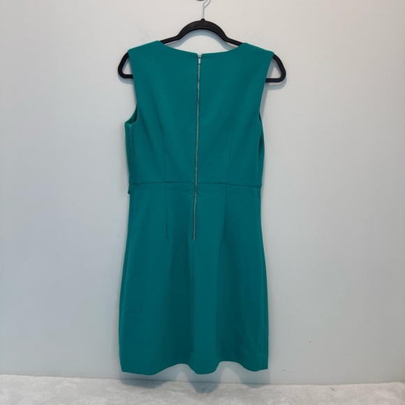 DIANE VON FURSTENBERG Halle V-Neck Mini Cocktail Dress - Picture 5 of 10